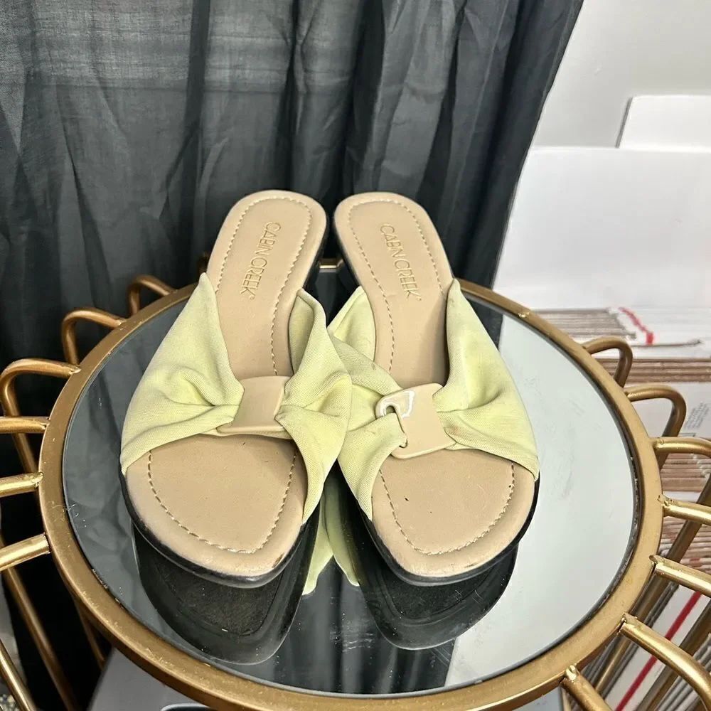Cabin Creek Sandals
